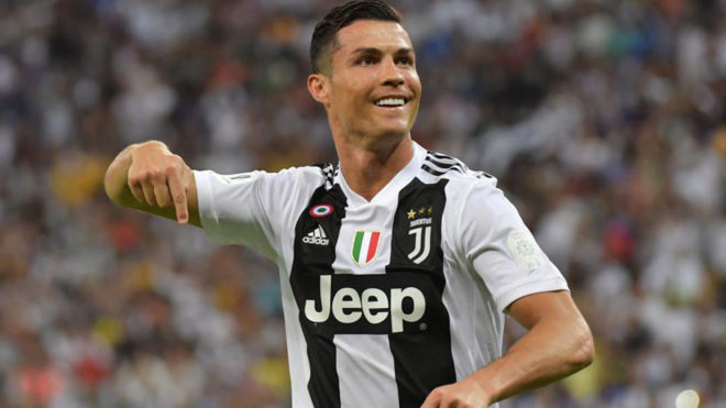 Cristiano Ronaldo Bawa Juventus Juari Piala Super Italia 2018